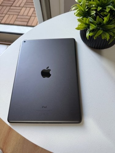 Περισσότερες πληροφορίες για "Apple iPad  2021 10.2" (64 GB/A13/iPadOS 15)"