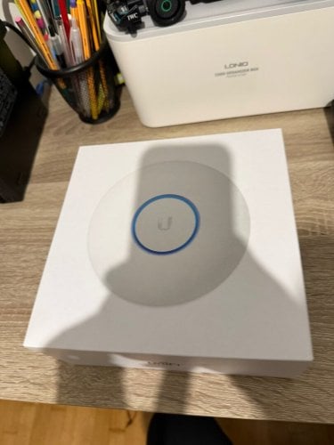 Περισσότερες πληροφορίες για "Ubiquiti UniFi nanoHD Access Point Wi‑Fi 4 Dual Band (2.4 & 5GHz)"