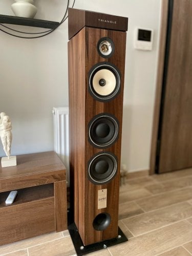 Περισσότερες πληροφορίες για "5.1.4 Triangle Antal +Comete+Marantz SR7015 + more"