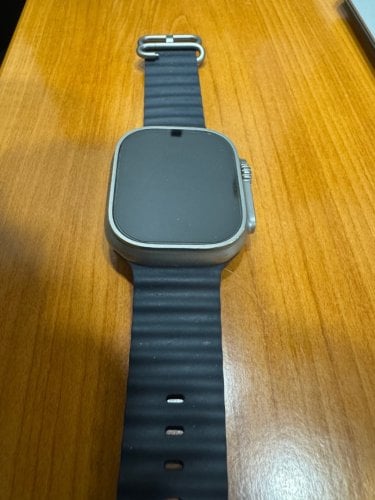 Περισσότερες πληροφορίες για "Apple Watch Ultra 49mm με δύο λουράκια και θηκη"
