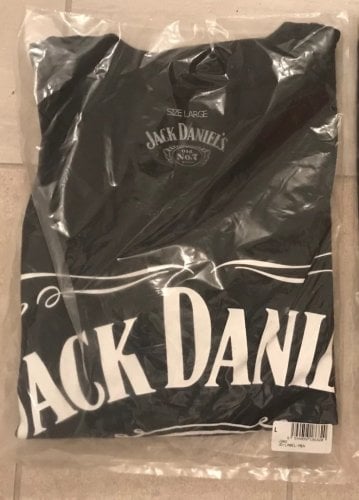 Περισσότερες πληροφορίες για "jack daniels t-shirt L"