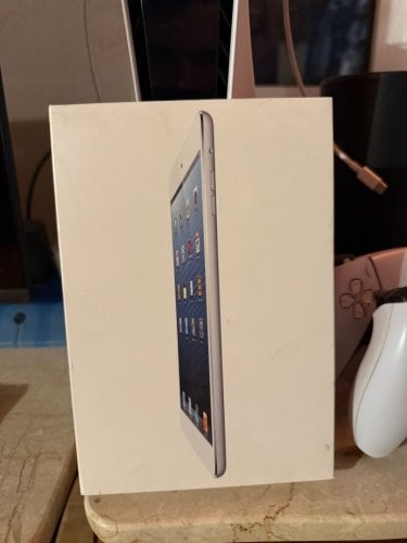 Περισσότερες πληροφορίες για "Κουτί iPad mini 1st gen"