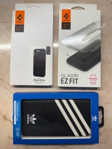 Περισσότερες πληροφορίες για "iPhone pro 13 θήκη και τζαμάκι Spigen"