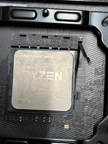 Περισσότερες πληροφορίες για "AMD Ryzen 5 3600X"