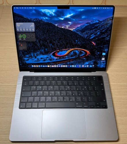 Περισσότερες πληροφορίες για "Apple MacBook Pro 14" M3 / 8-Core CPU / 10-Core GPU / 8GB RAM / 512GB SSD / Silver / GR"
