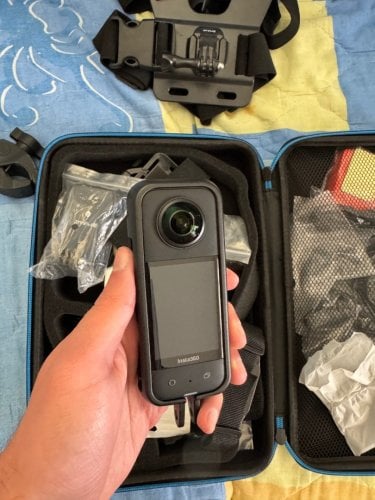 Περισσότερες πληροφορίες για "Insta 360 x3 υπερπλήρες πακετο"