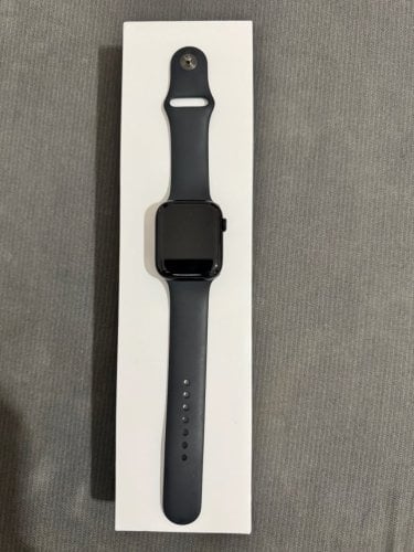 Περισσότερες πληροφορίες για "Apple Watch Series 7 (45mm/Μαύρο/Αλουμίνιο)"