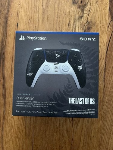 Περισσότερες πληροφορίες για "Ps5 last of us wireless controller limited edition"