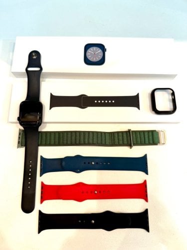 Περισσότερες πληροφορίες για "Apple Watch Series 8 (45mm/Μαύρο/Αλουμίνιο)"
