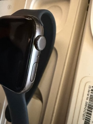 Περισσότερες πληροφορίες για "Apple Watch SE (44mm/Μαύρο)"