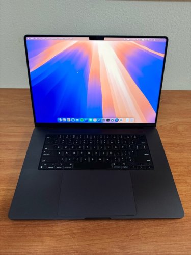 Περισσότερες πληροφορίες για "MacBook Pro 16" (M3 Pro/18GB/512GB SSD) Space Black"
