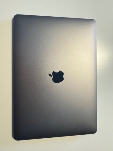 Περισσότερες πληροφορίες για "MacBook Air M1 Chip 13'' 8GB/256GB Space Grey"