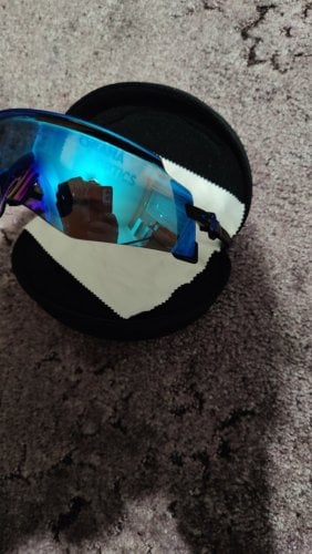 Περισσότερες πληροφορίες για "OAKLEY γυαλιά ηλιου"