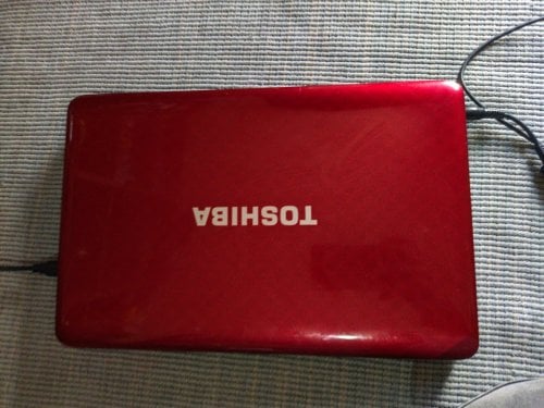 Περισσότερες πληροφορίες για "Toshiba L750 (i7/8GB/250GB/GT525) + τσάντα μεταφοράς"