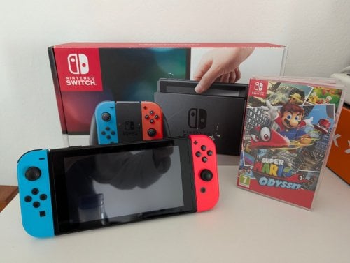 Περισσότερες πληροφορίες για "Nintendo Switch V1 + Super Mario Odyssey"