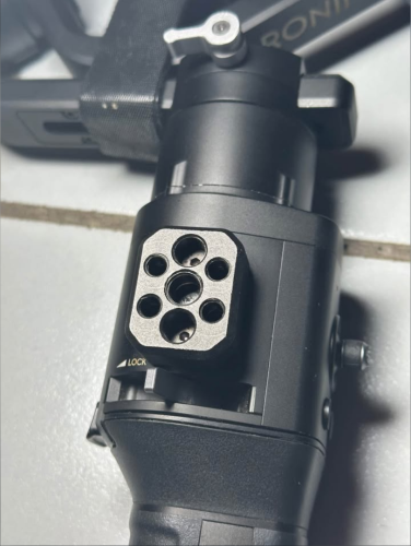 Περισσότερες πληροφορίες για "Dji Ronin S gimbal"