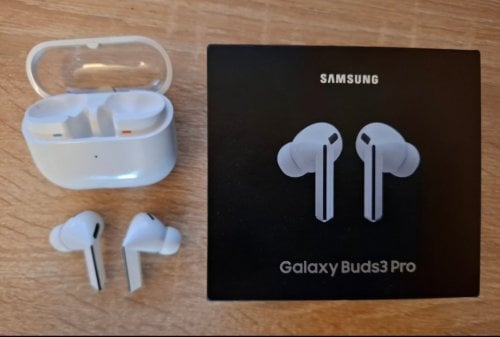 Περισσότερες πληροφορίες για "Samsung Galaxy Buds3 Pro (Άσπρο)"