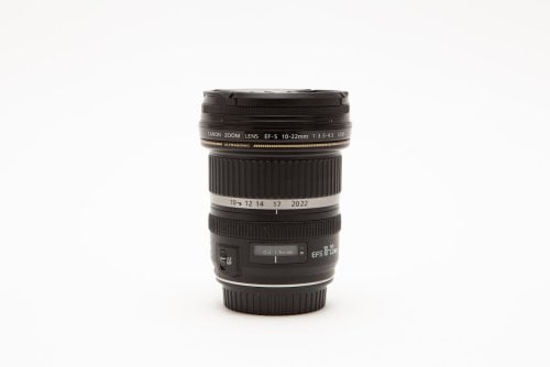Περισσότερες πληροφορίες για "Πωλείται Canon EF-S 10-22mm USM f/3.5-4.5"