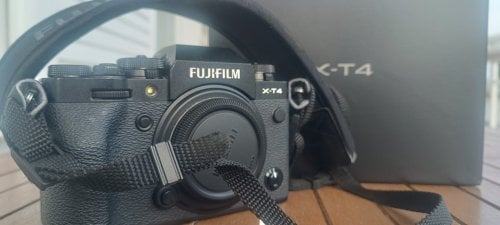 Περισσότερες πληροφορίες για "Fujifilm X T4 BODY"