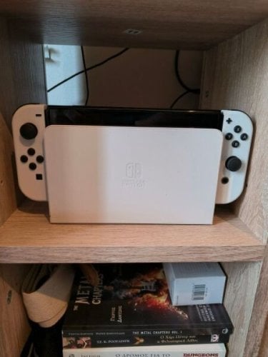 Περισσότερες πληροφορίες για "Nintendo Switch OLED"