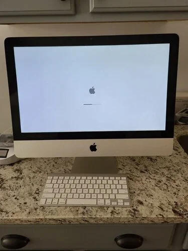 Περισσότερες πληροφορίες για "iMac Retina 5K 27-inch Late 2015 + MacBook Air 11-inch Mid 2011"