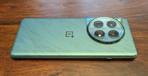 Περισσότερες πληροφορίες για "OnePlus 12 (Πράσινο/512 GB) για ανταλλαγη"