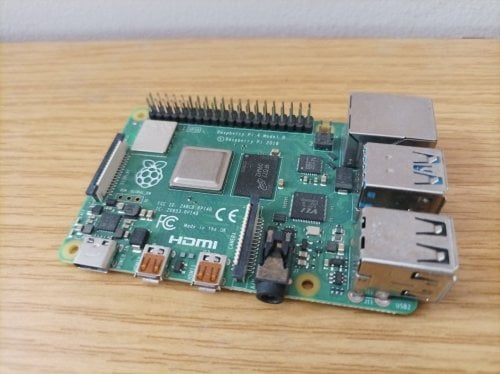 Περισσότερες πληροφορίες για "Raspberry Pi 4 Model B 2GB + θήκη + μSD 32GB"