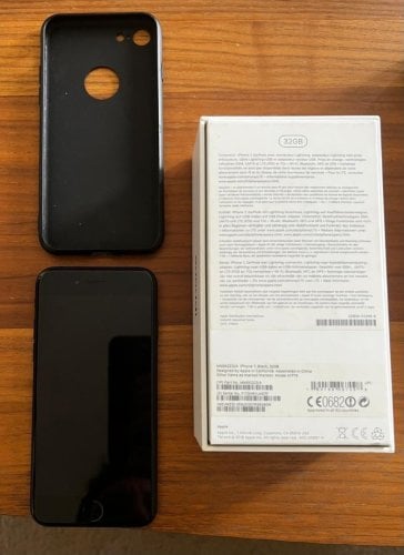 Περισσότερες πληροφορίες για "Apple iPhone 7 (Μαύρο/32 GB)"