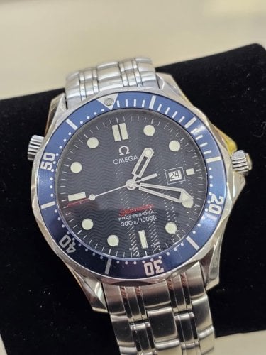 Περισσότερες πληροφορίες για "OMEGA SEAMASTER PROFESSIONAL “James Bond watch” άριστο και αυθεντικό"