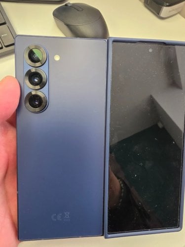 Περισσότερες πληροφορίες για "Z fold 6 512gb blue ελληνικο/pixel watch 3 45' black"