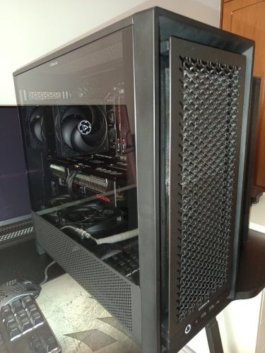 Περισσότερες πληροφορίες για "New Ryzen 7 7700 and 9070XT PC Build"