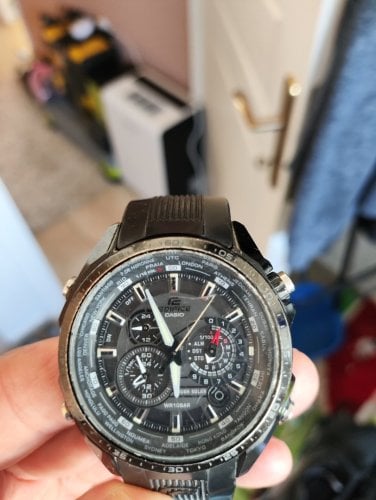 Περισσότερες πληροφορίες για "Casio Edifice Tough solar"