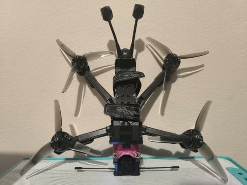 Περισσότερες πληροφορίες για "Fpv drone 5inch"