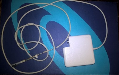 Περισσότερες πληροφορίες για "Φορτιστής Apple MagSafe 85W (A1343) και Καλώδιο Ρεύματος Apple D-00482"