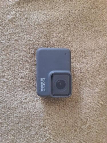 Περισσότερες πληροφορίες για "Go Pro 7 Silver"