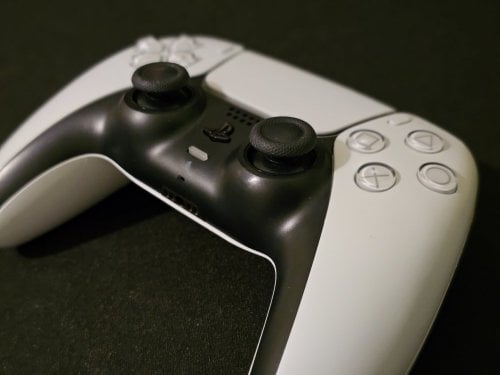 Περισσότερες πληροφορίες για "PS5 Dualsense V2 με Hall Effect Joysticks"