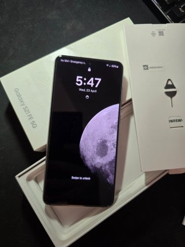 Περισσότερες πληροφορίες για "Samsung Galaxy S21 FE Λευκό 8/256"