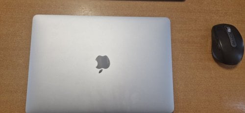Περισσότερες πληροφορίες για "Apple MacBook Air 13.3" (2020) IPS QHD+ (M1/16GB/256GB SSD) Space Gray"