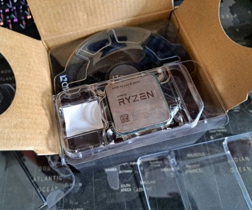 Περισσότερες πληροφορίες για "AMD Ryzen 5 2600 + Stock Cooler"