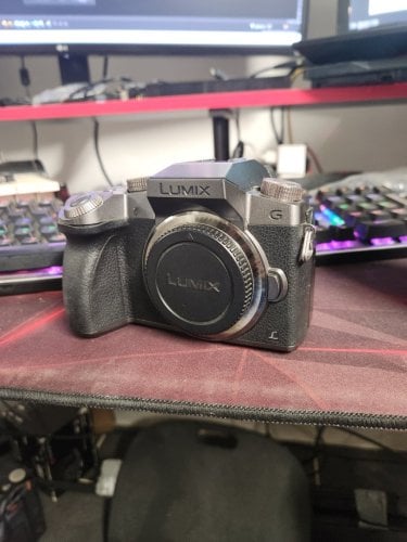 Περισσότερες πληροφορίες για "Panasonic Lumix G7 4k camera"