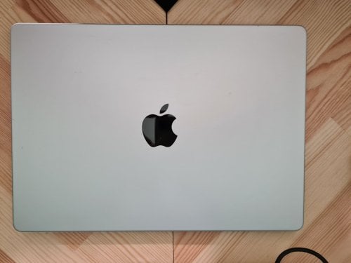 Περισσότερες πληροφορίες για "Macbook Pro M1 Pro 14inch 32gb/512gb"