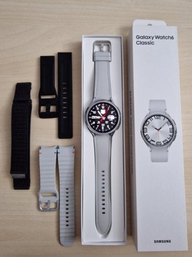 Samsung Galaxy Watch6 Classic (47mm/Ασημί/Ανοξείδωτο ατσάλι)