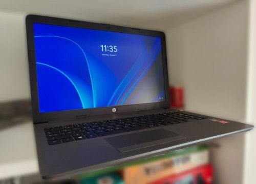 Περισσότερες πληροφορίες για "HP 255 G7 15.6'' (R3-3200u/8GB/256GB/W11)"