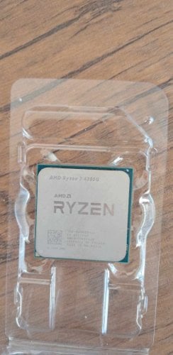 Περισσότερες πληροφορίες για "Ryzen 3 4300G 4C/8T Vega GPU – Καθαρός, Χωρίς Ψύκτρα – 35.99€"