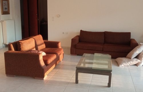 Περισσότερες πληροφορίες για "Διθέσιος και τριθέσιος καναπές σε καφέ χρώμα"