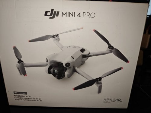 Περισσότερες πληροφορίες για "DJI Mini 4 Pro Fly More Combo (RC 2)"