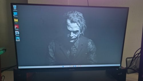 Περισσότερες πληροφορίες για "Philips 275E1S 27" 2K Freesync"