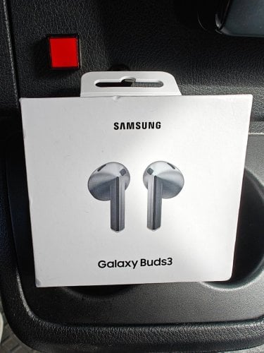 Περισσότερες πληροφορίες για "Samsung Galaxy Buds3 (Ασημί)"