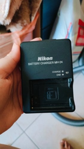 Περισσότερες πληροφορίες για "Φορτιστής Nikon"