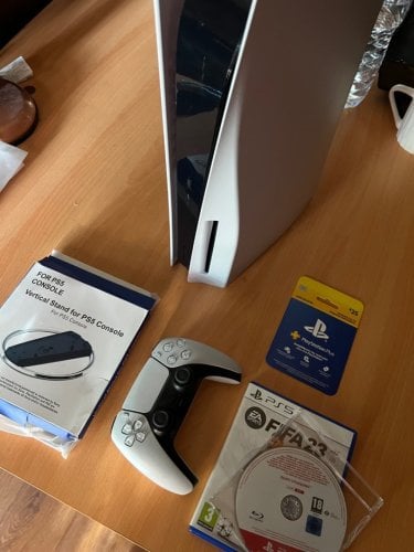 Περισσότερες πληροφορίες για "Sony PlayStation 5 (disk) + extra"